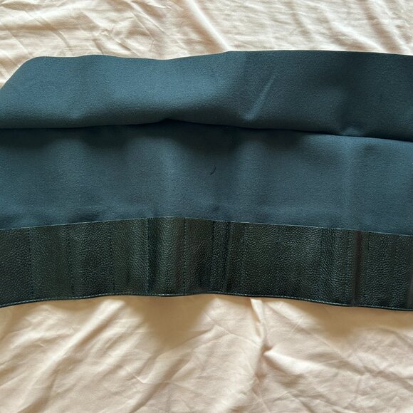 New! ELF Makeup Brush Roll - Picture 3 of 3